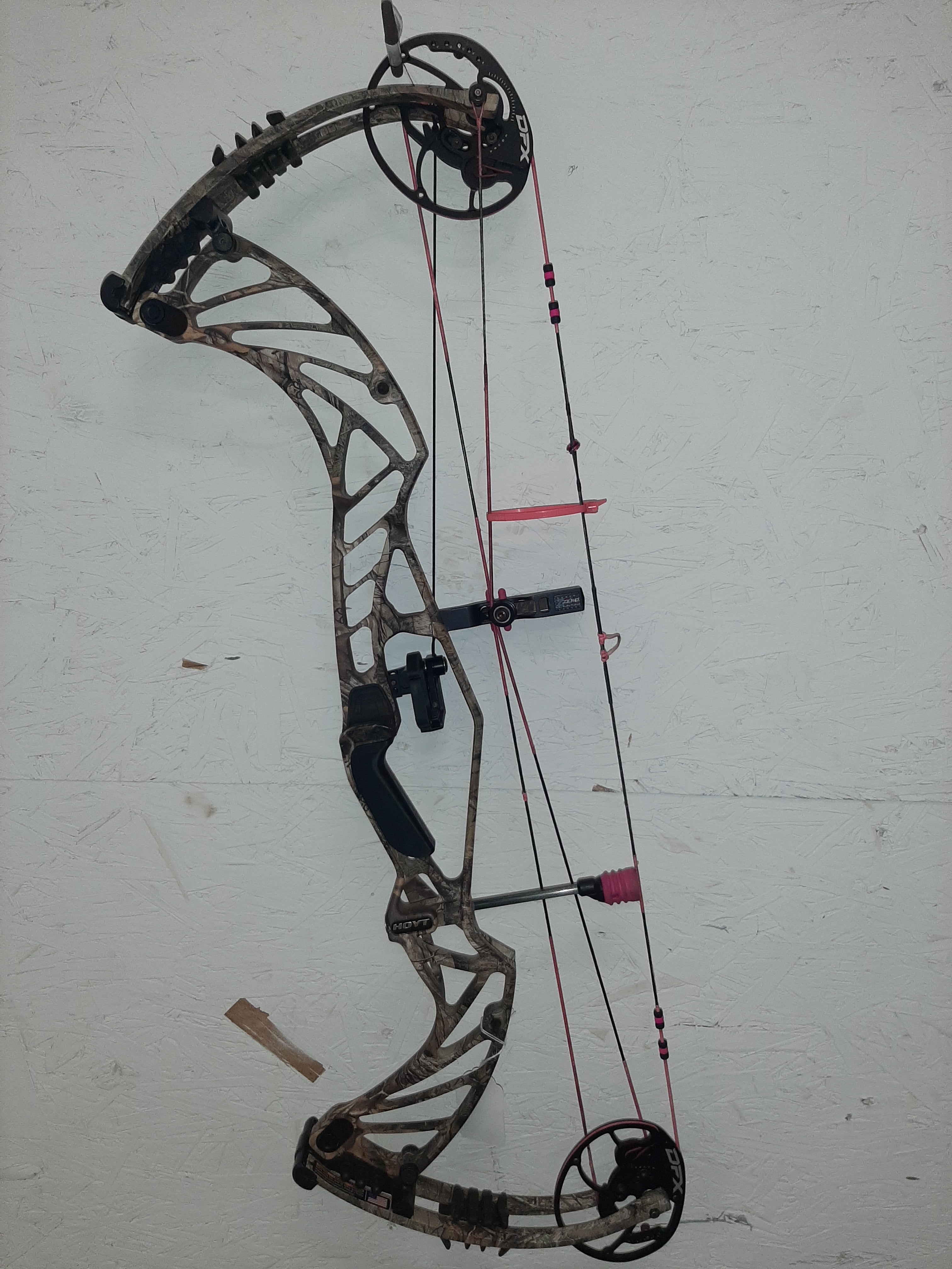 USED Hoyt Pro Defiant 34 70#