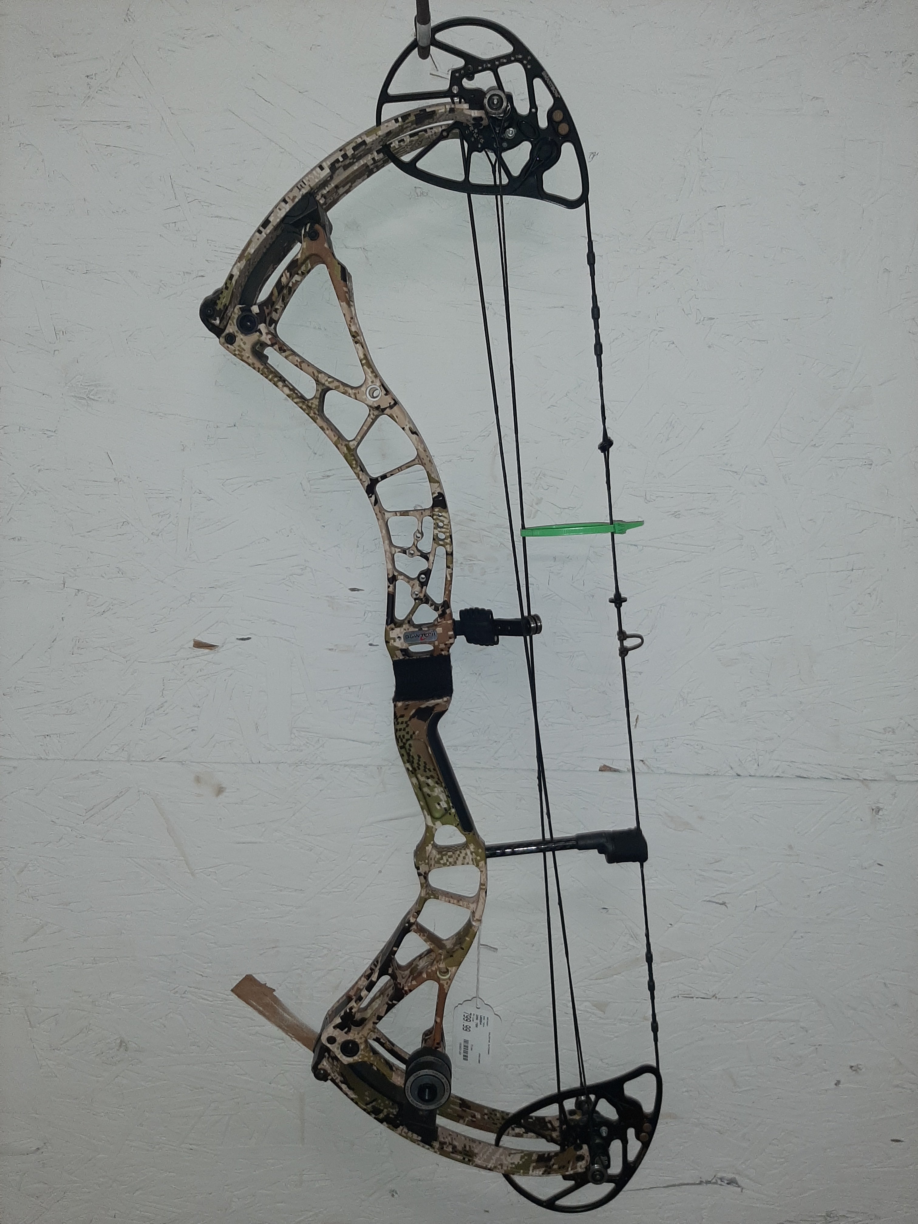 USED Bowtech SR6 70#