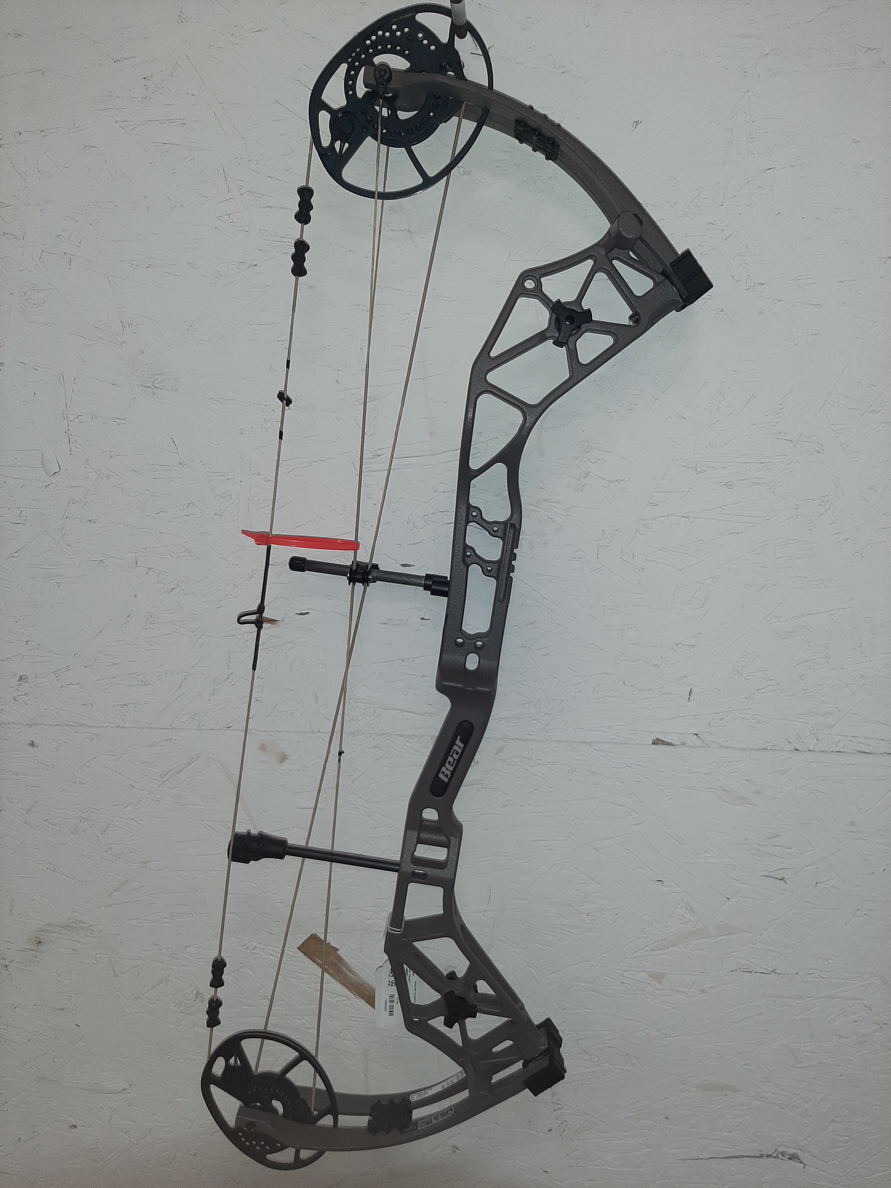 USED Bear Alaskan XT 70# LH