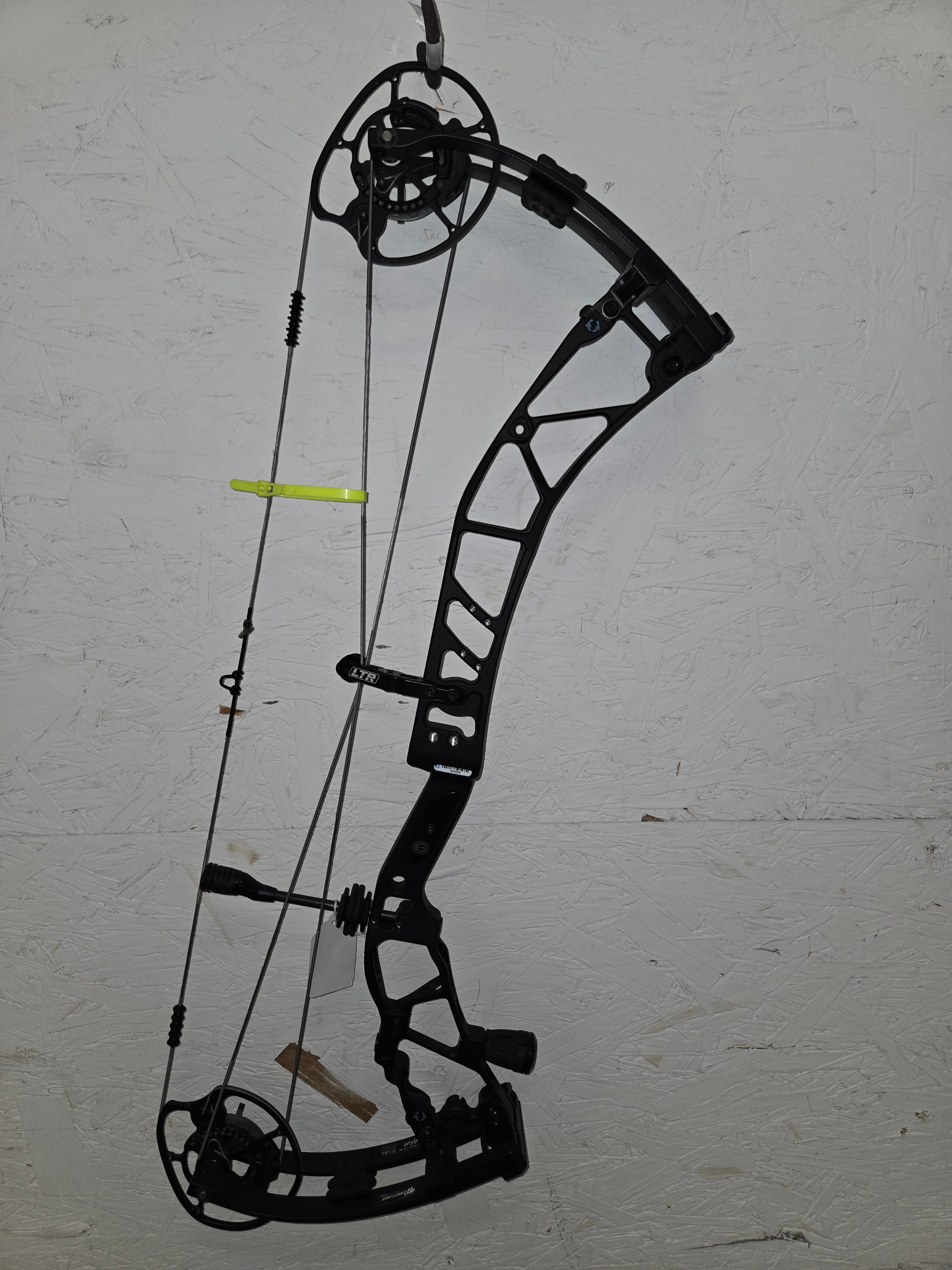 USED Elite Allure 50#