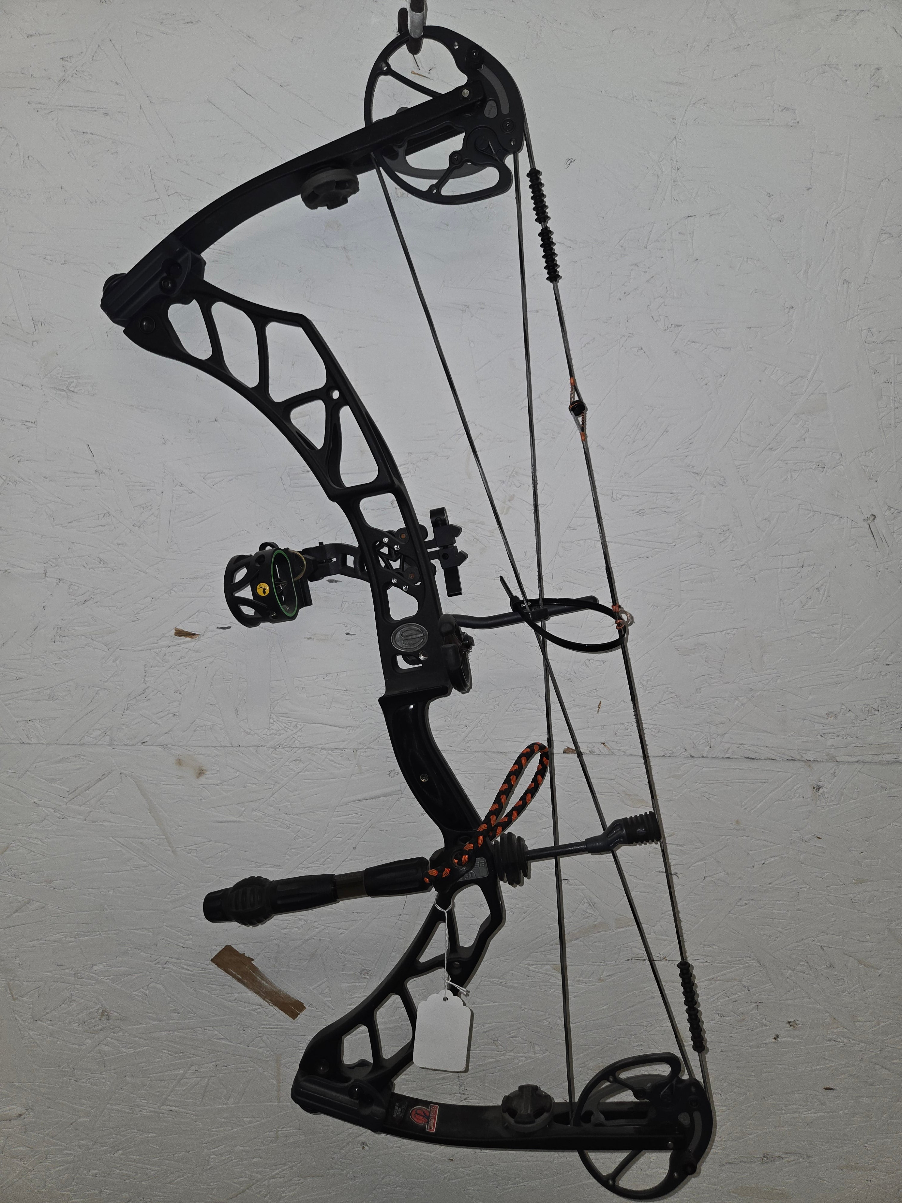 USED Elite Impulse 31 70#