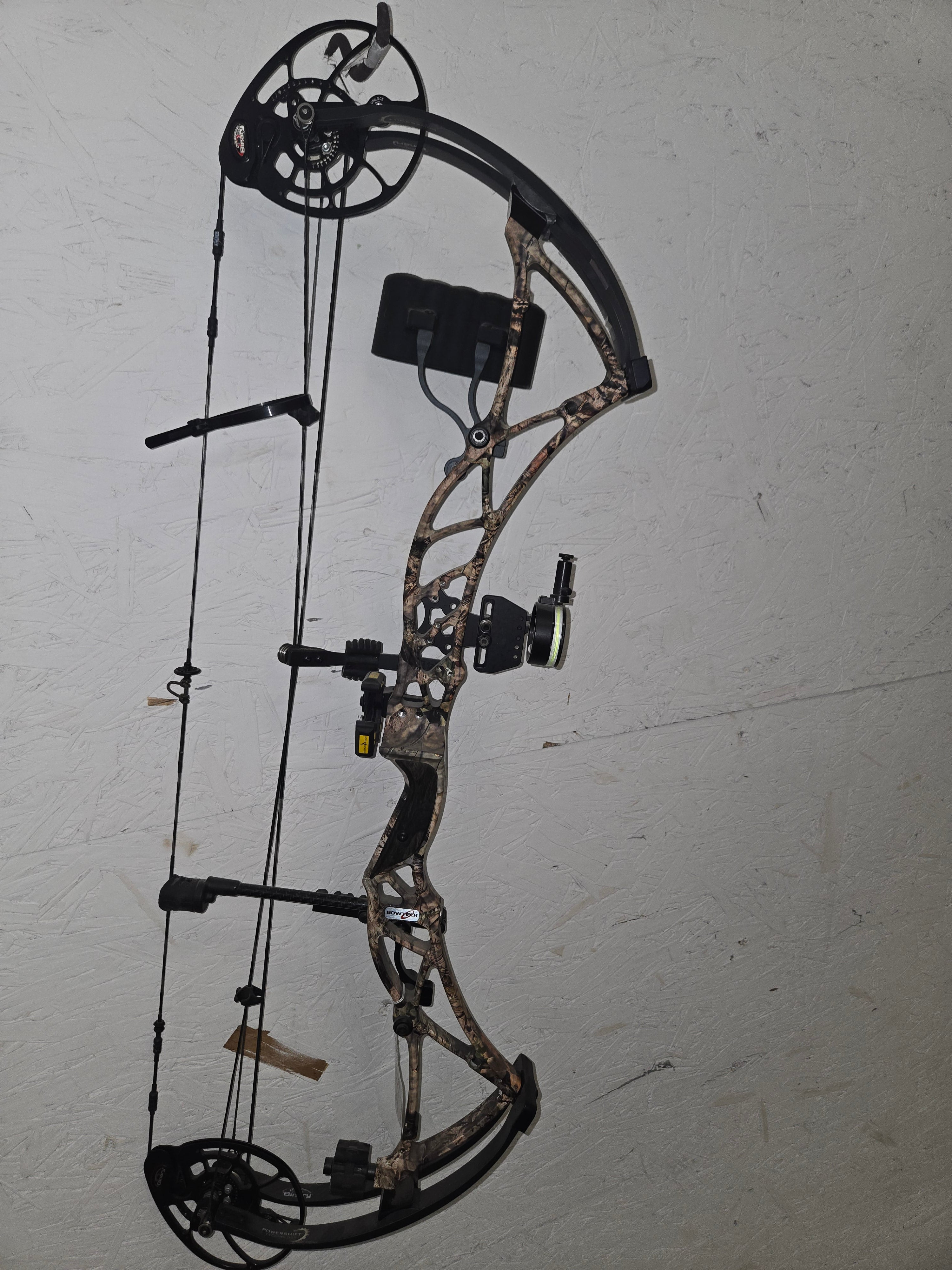 USED Bowtech Reign 7 60# LH