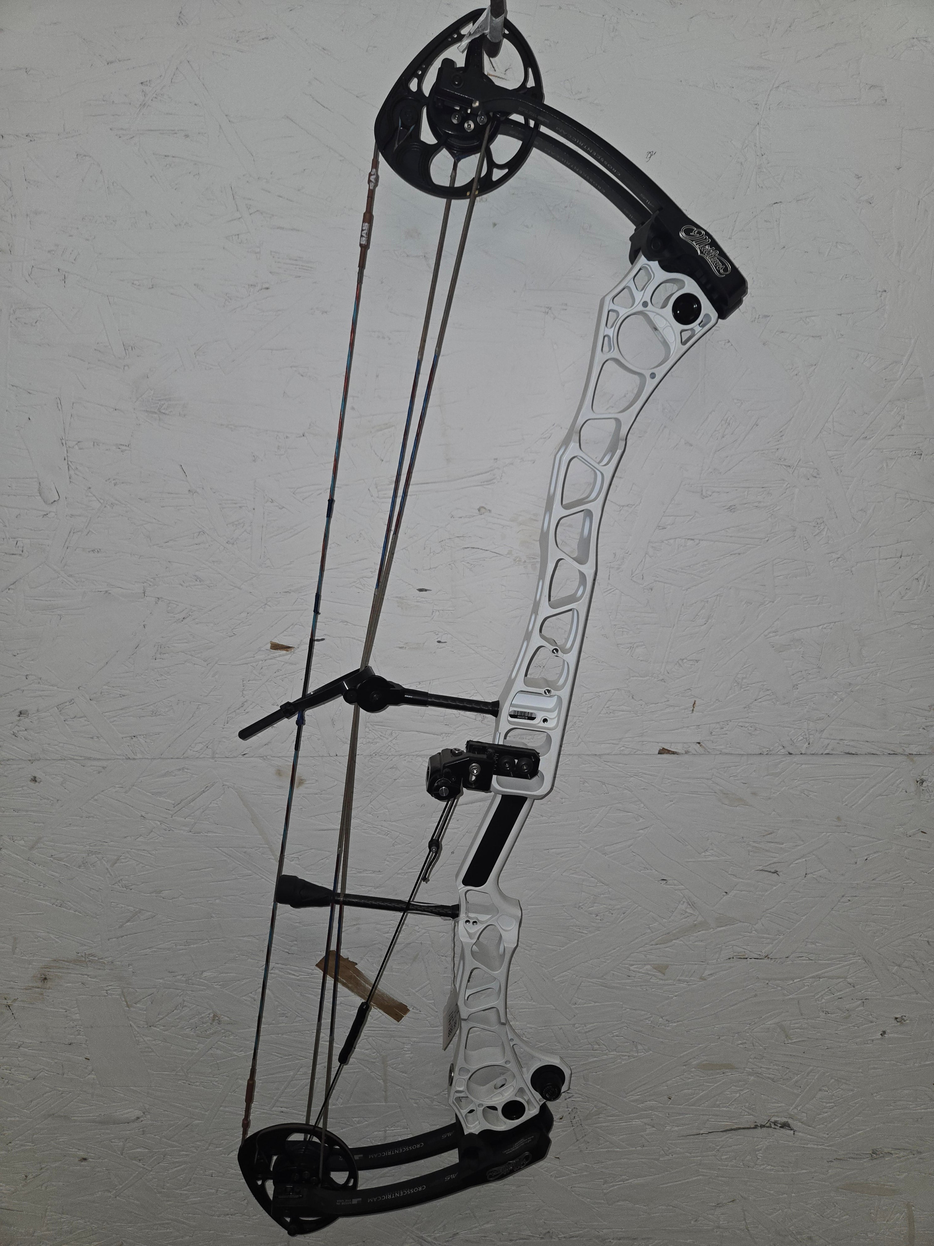 USED Mathews TRX 36 G2 70#