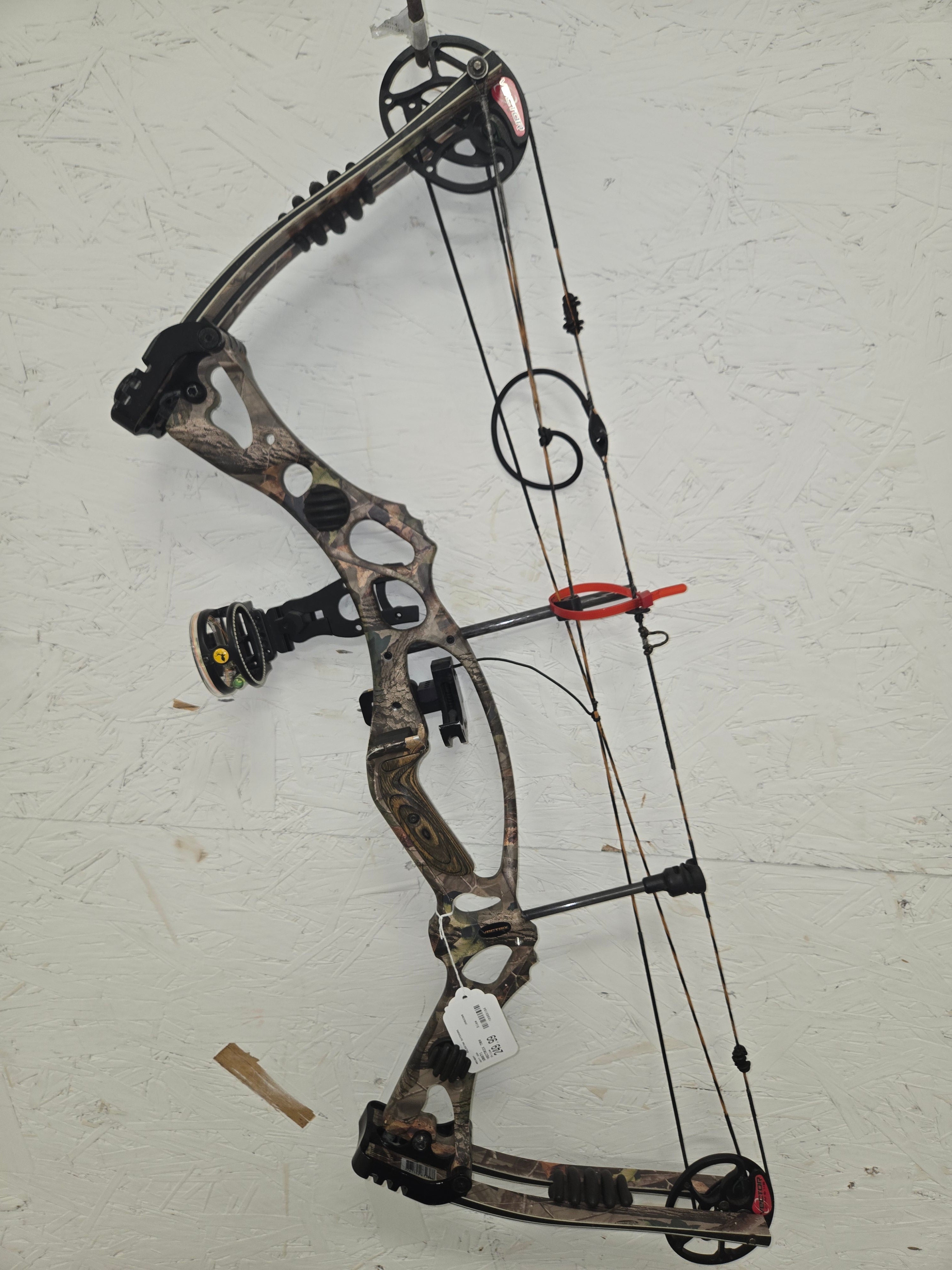 USED Hoyt Vectrix 70#