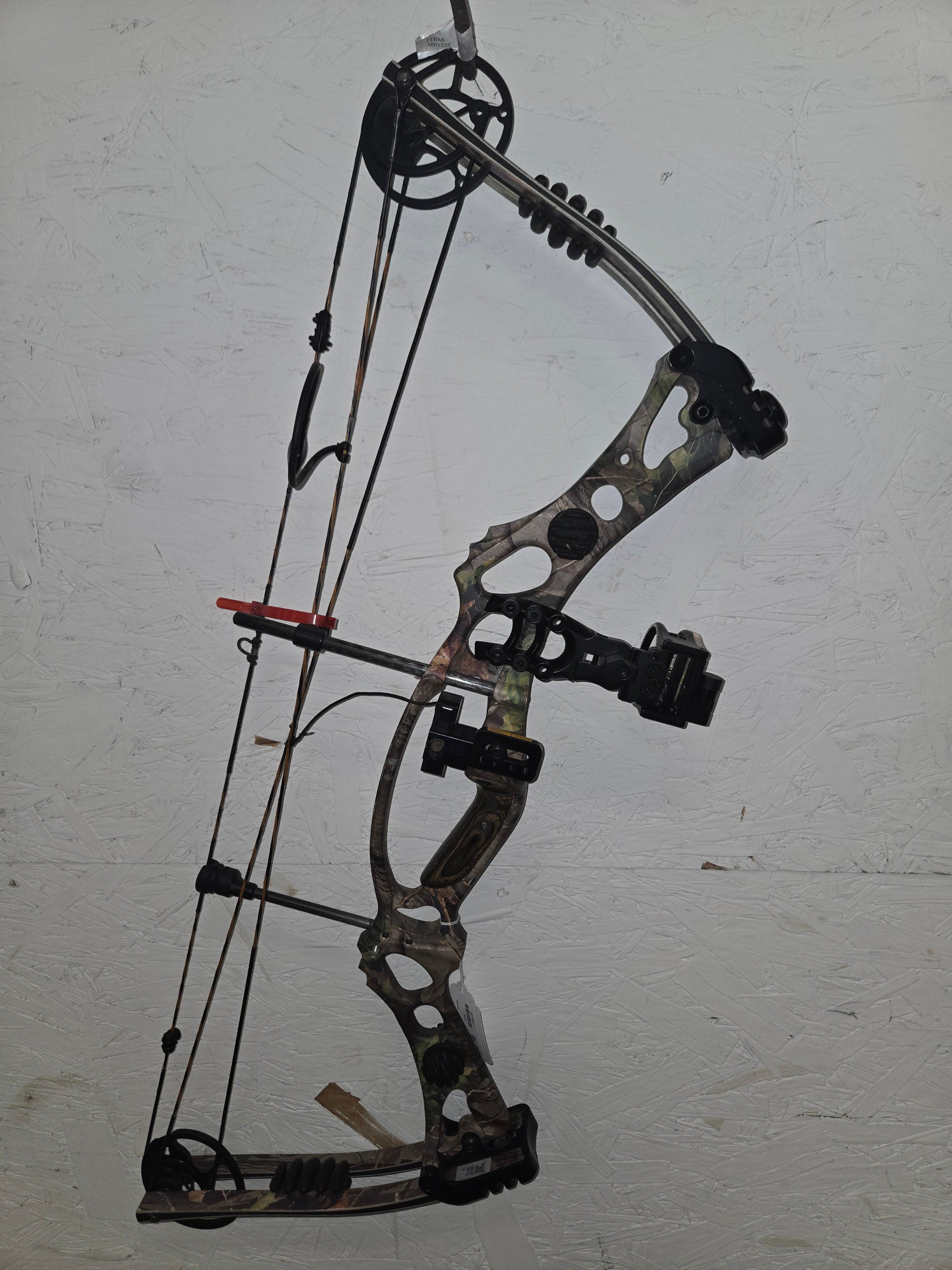 USED Hoyt Vectrix 70#