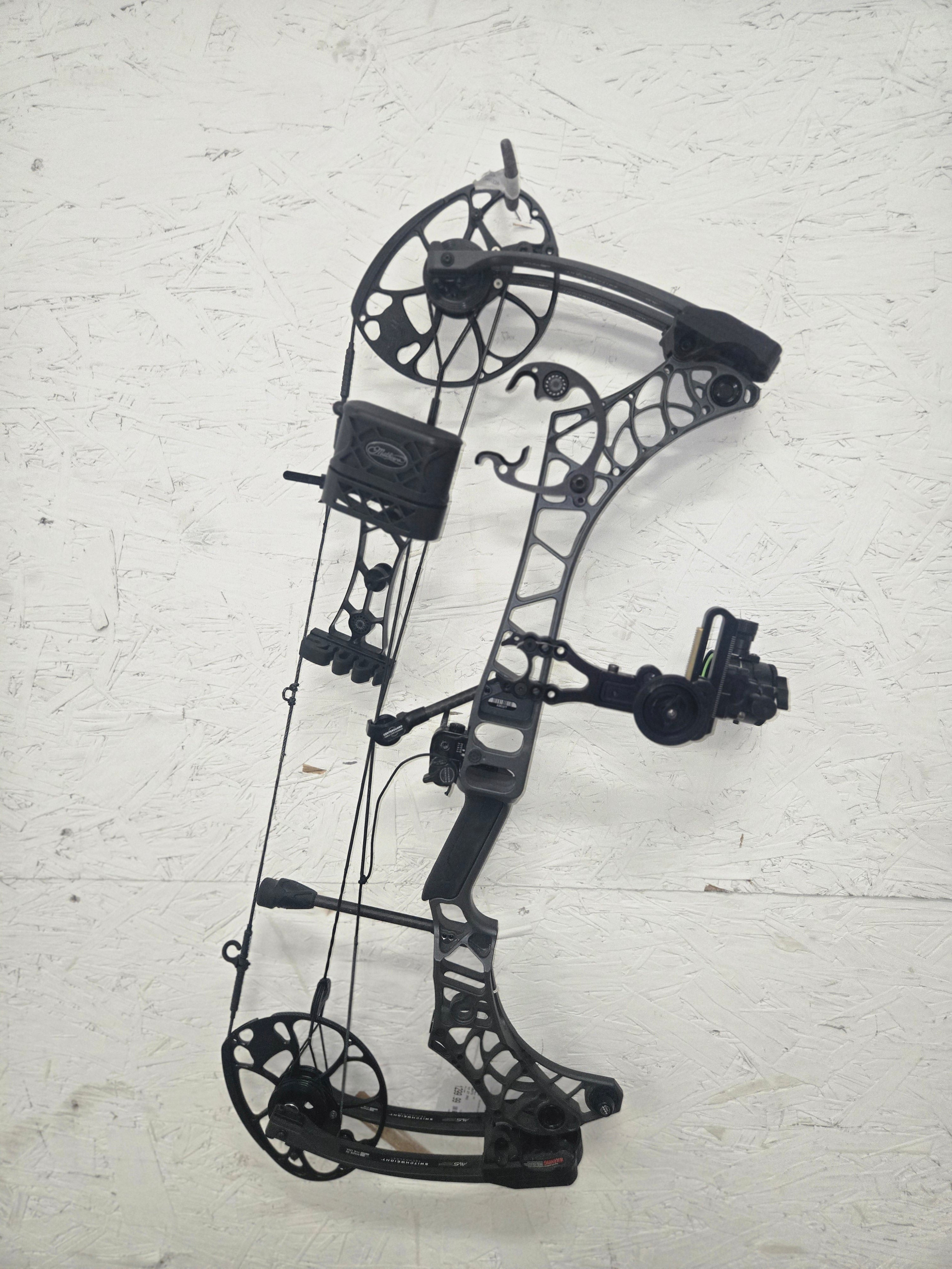 Used Mathews V3 27