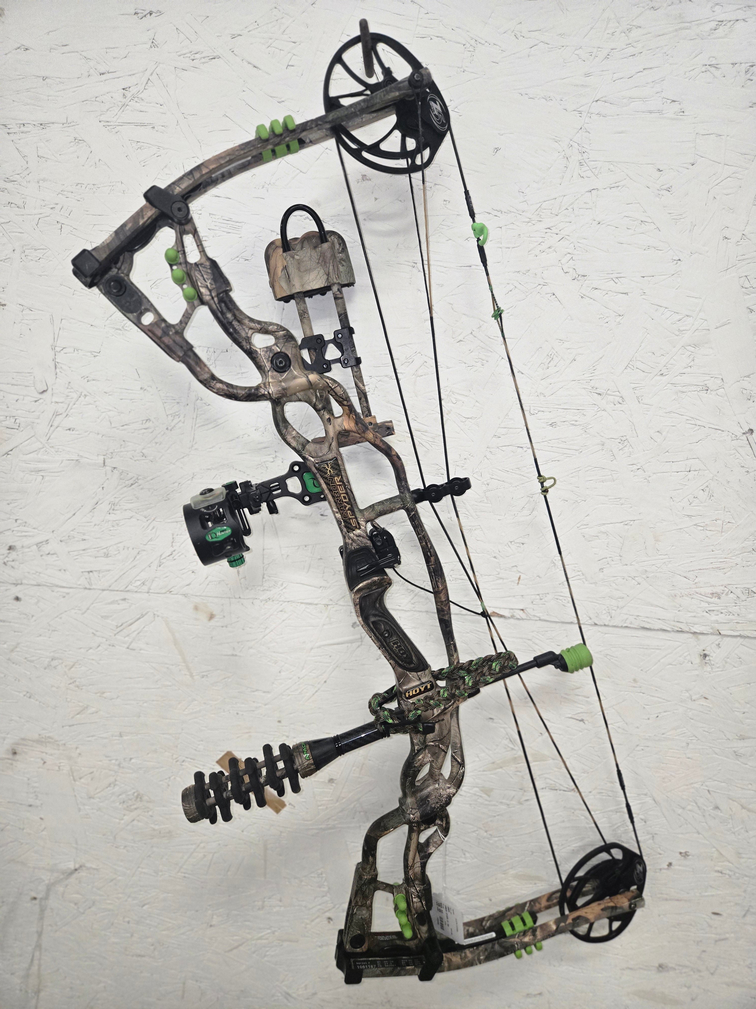 Used Hoyt Carbon Spyder 34 70#
