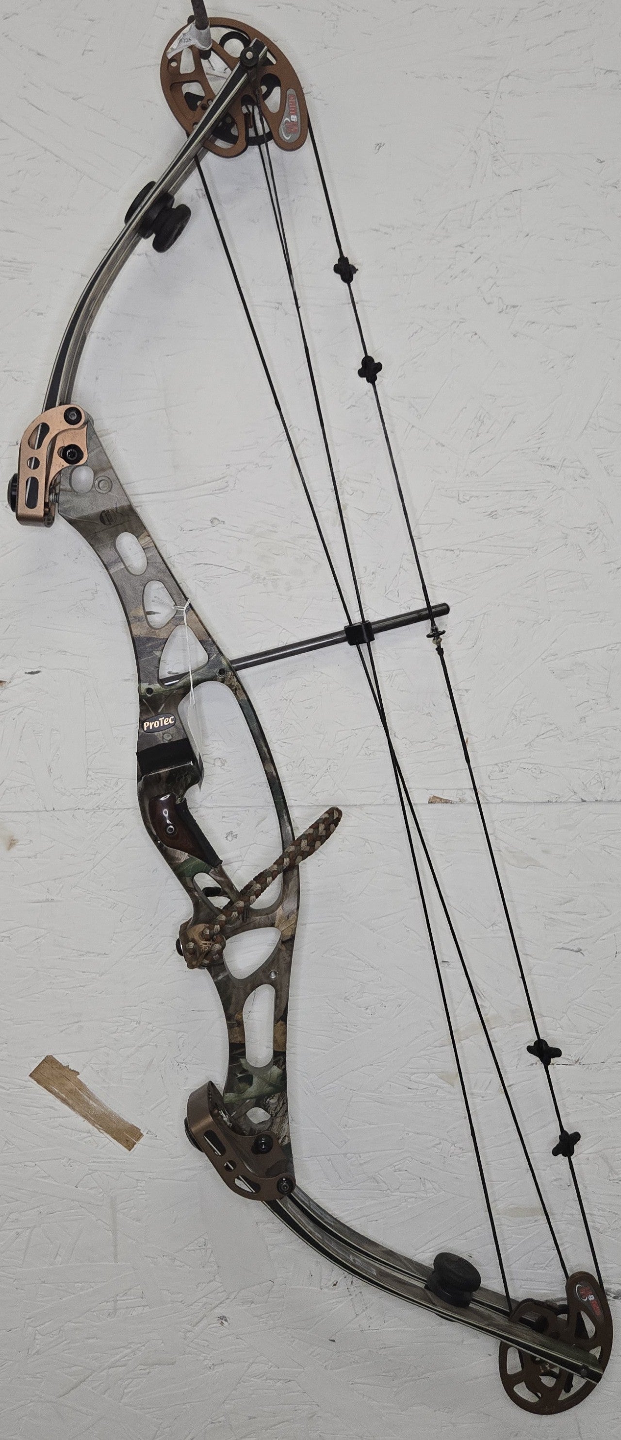 Used Hoyt Protec 70#