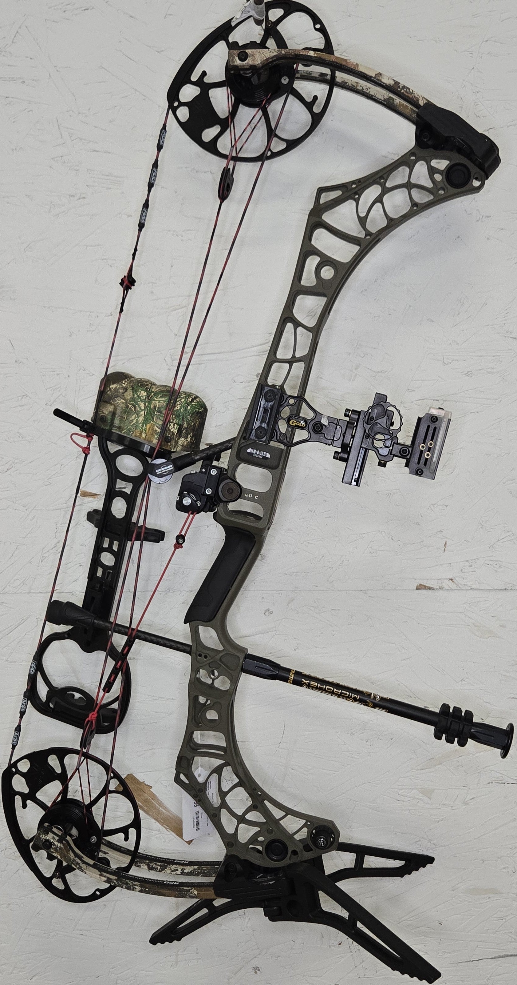Used Mathews Phase 4 29