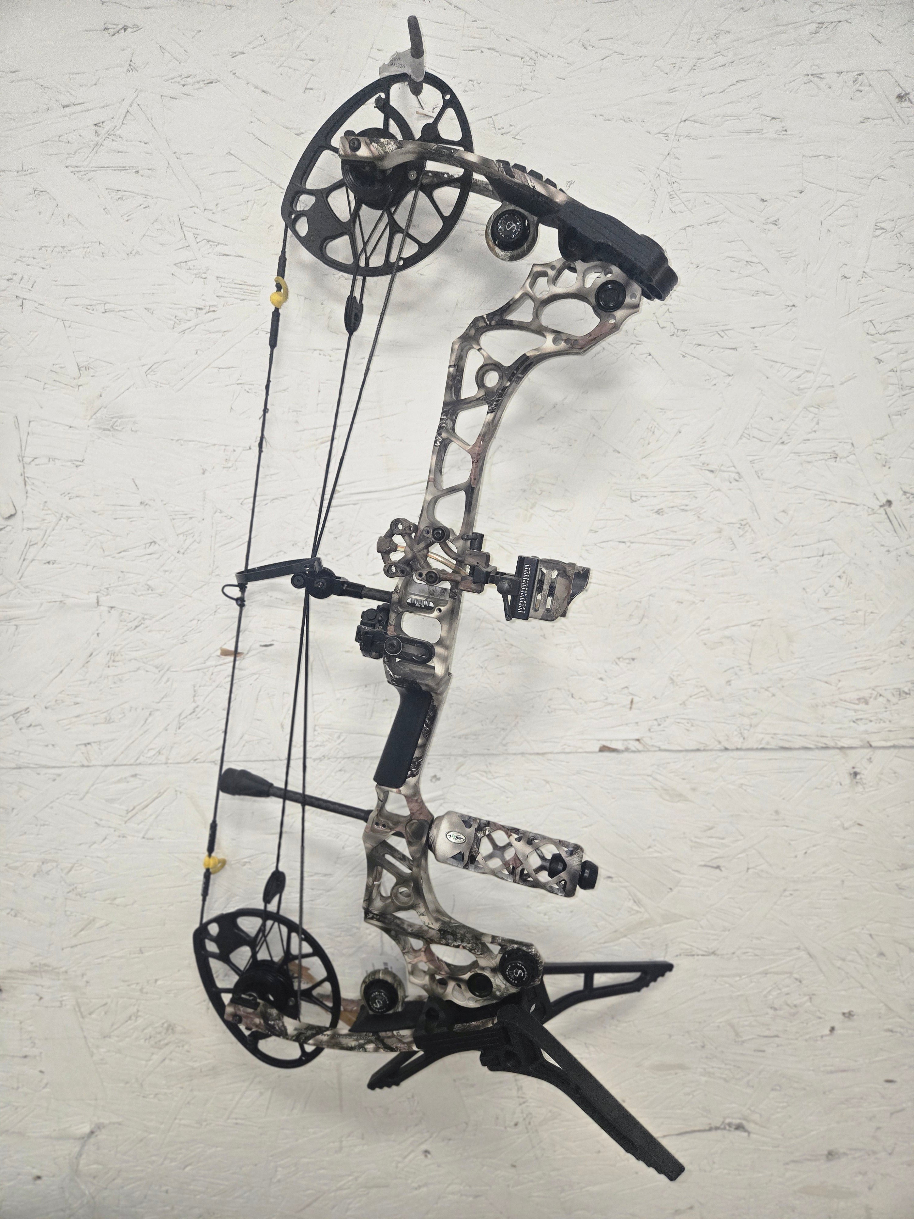 Used Mathews Triax 70#