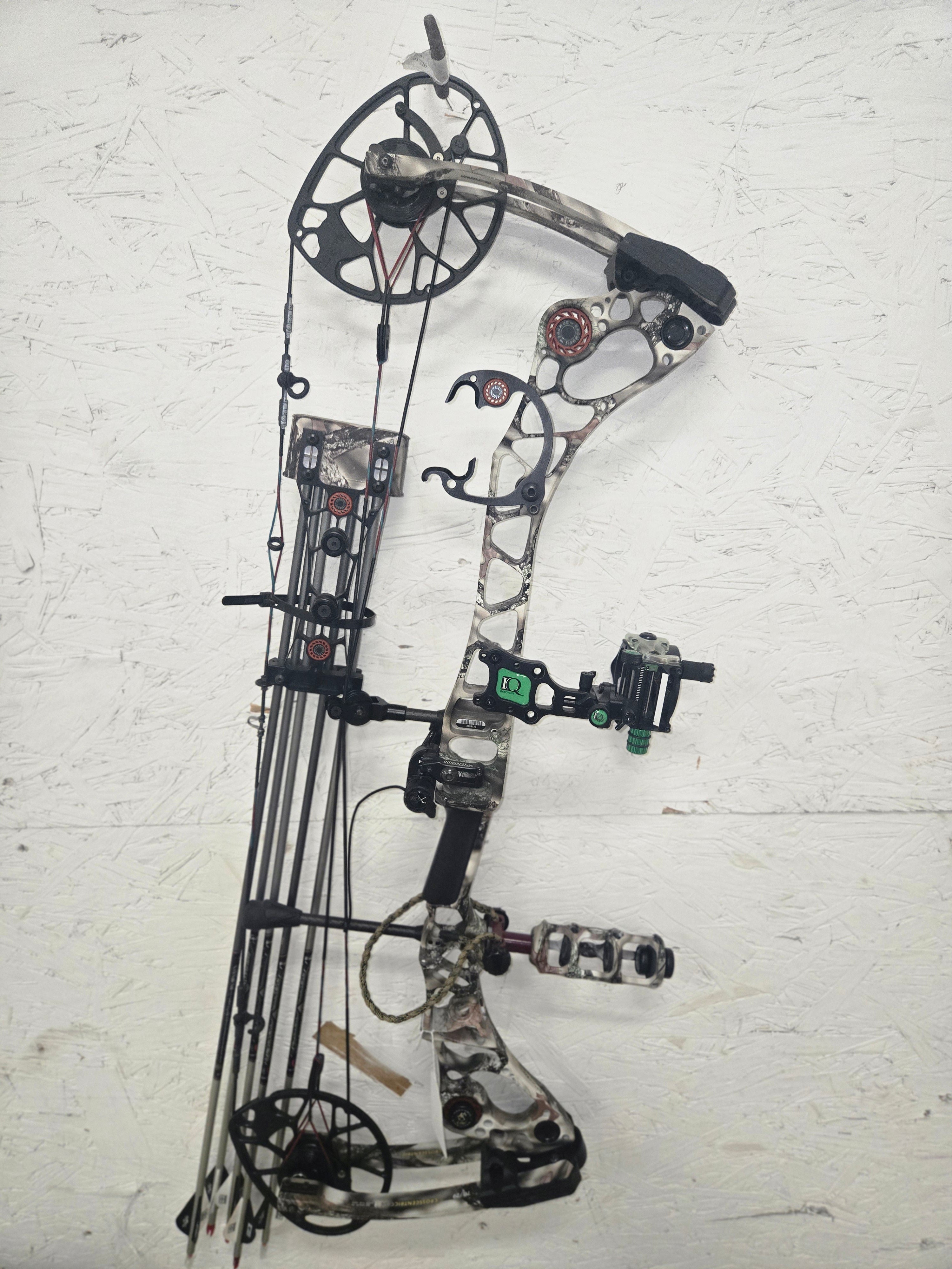 Used Mathews Halon 32 70#