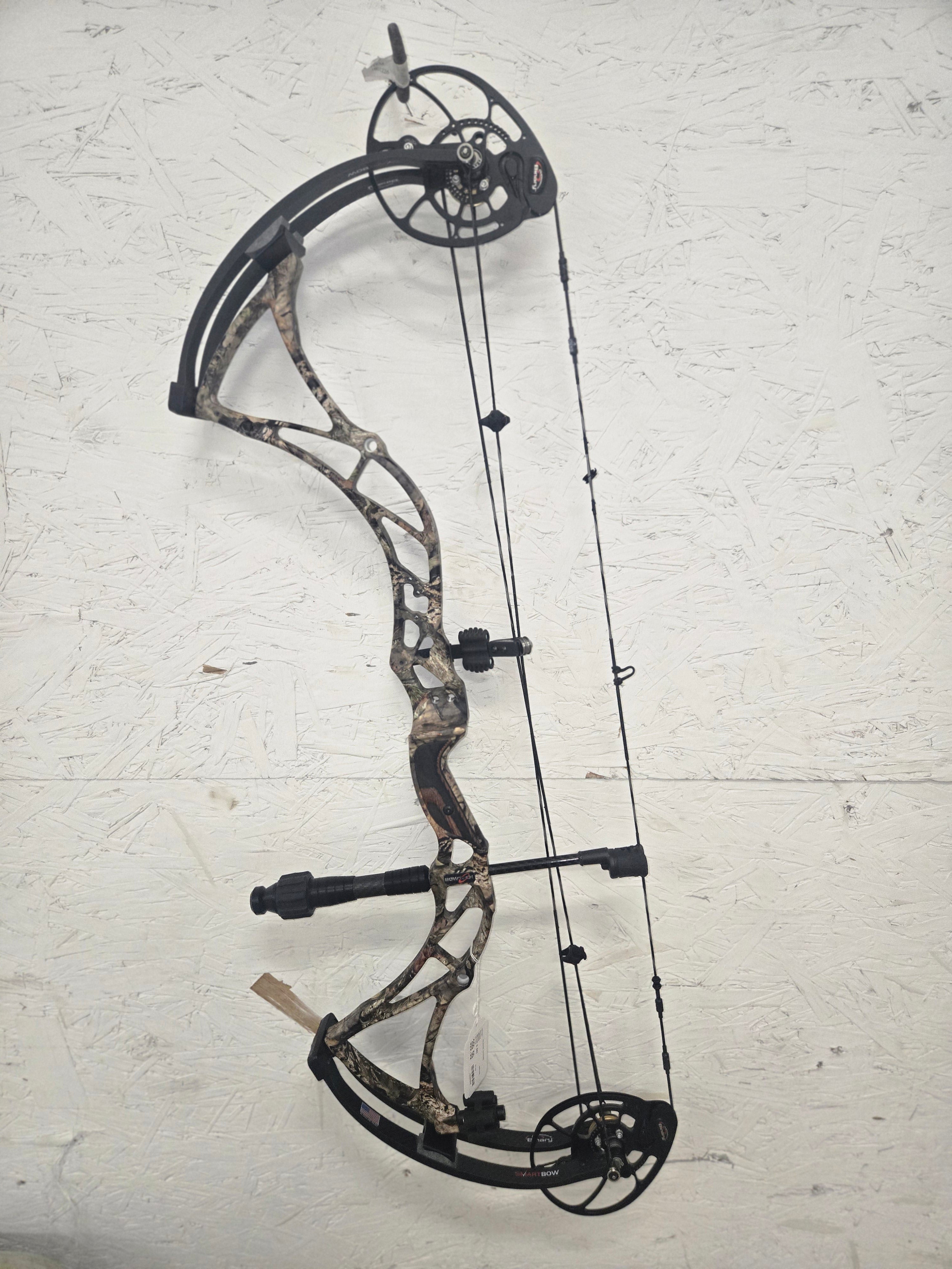 Used Bowtech Reign 6 60#