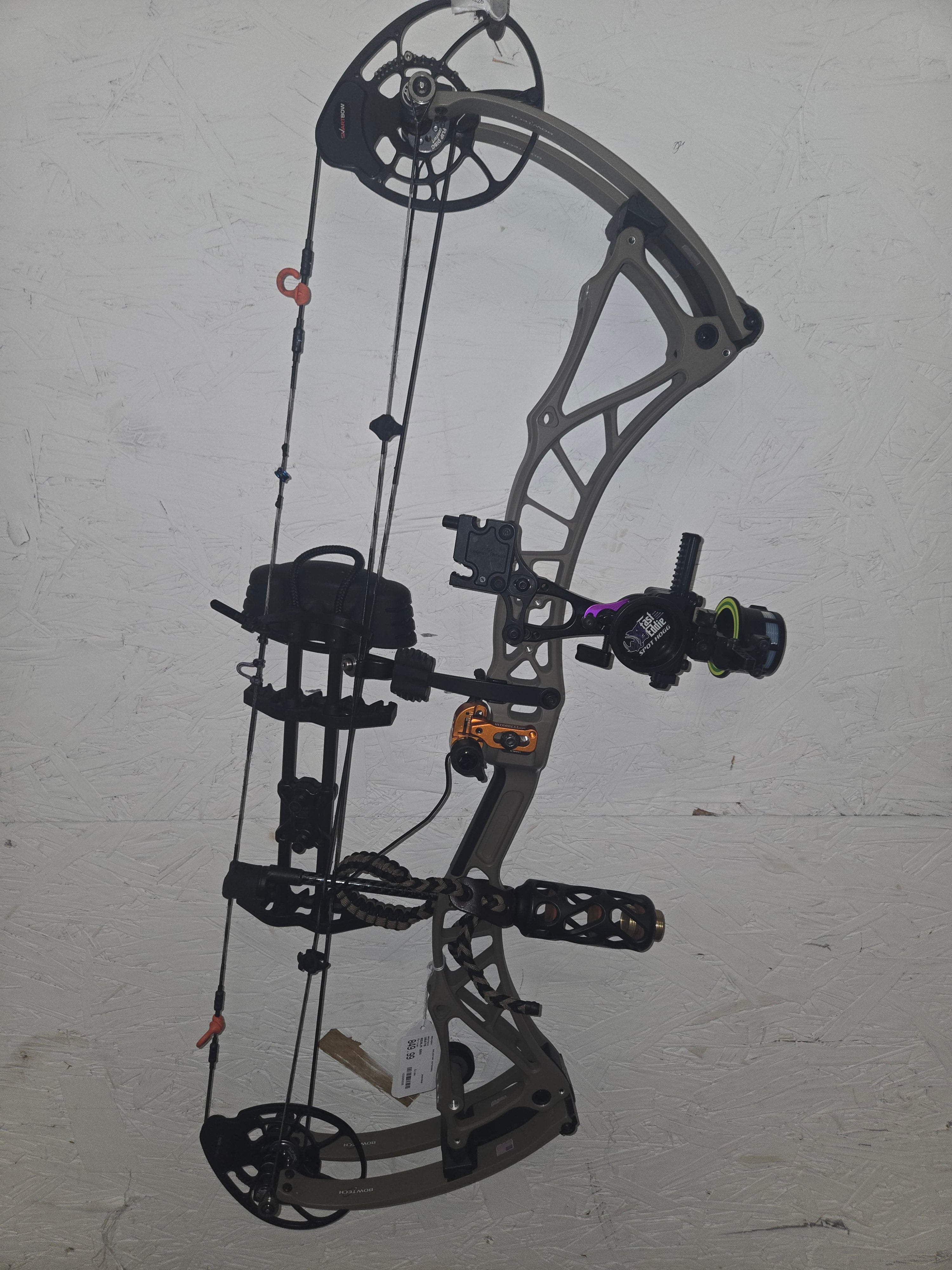 Used Bowtech Realm 60#