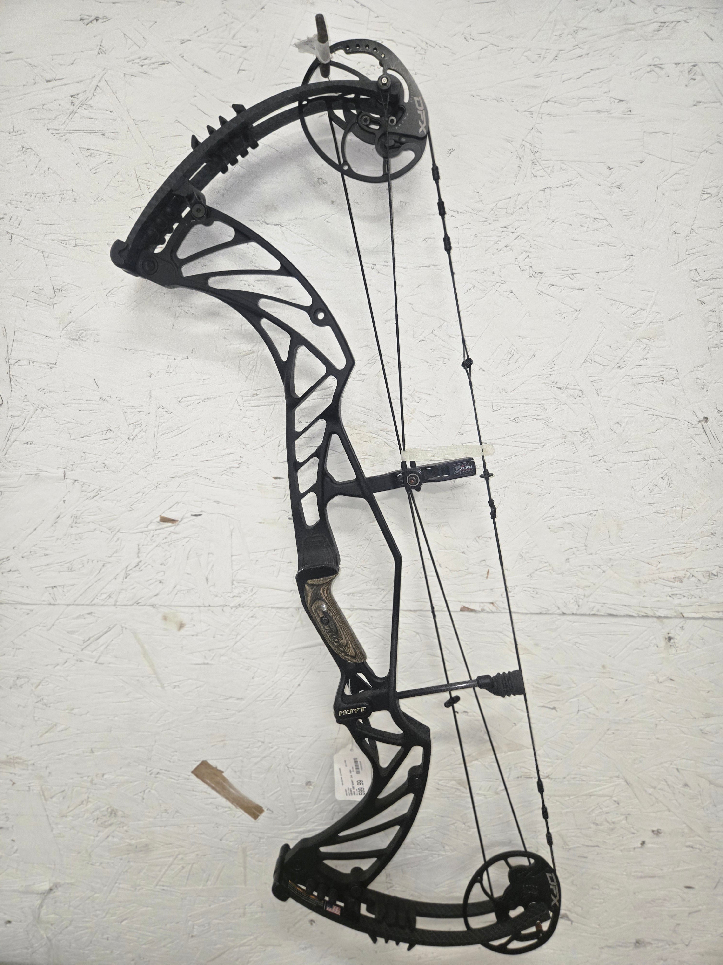 Used Hoyt Pro Defiant 34 70#