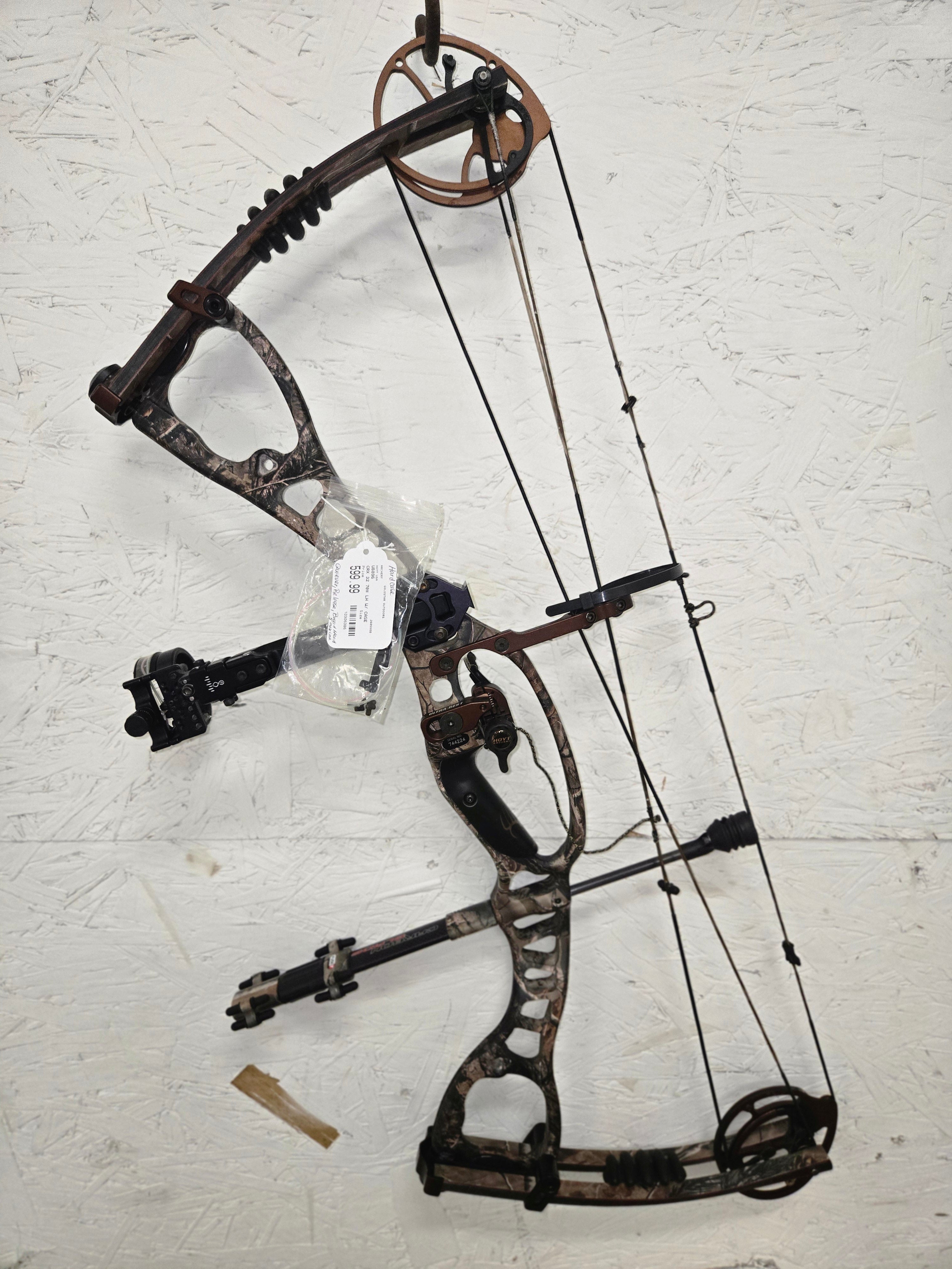 Used Hoyt CRX 32 70# LH