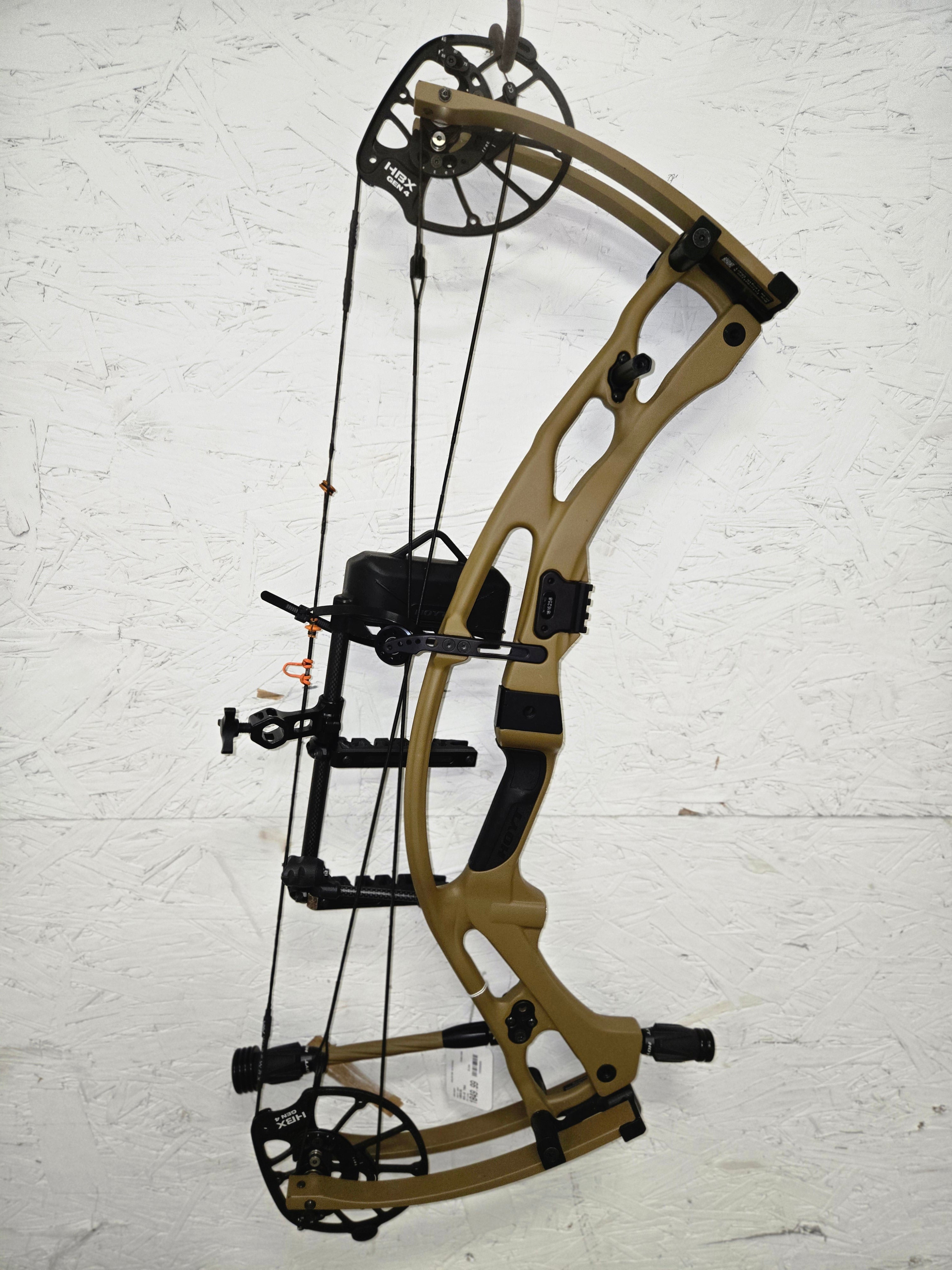 Used Hoyt RX-9 70#