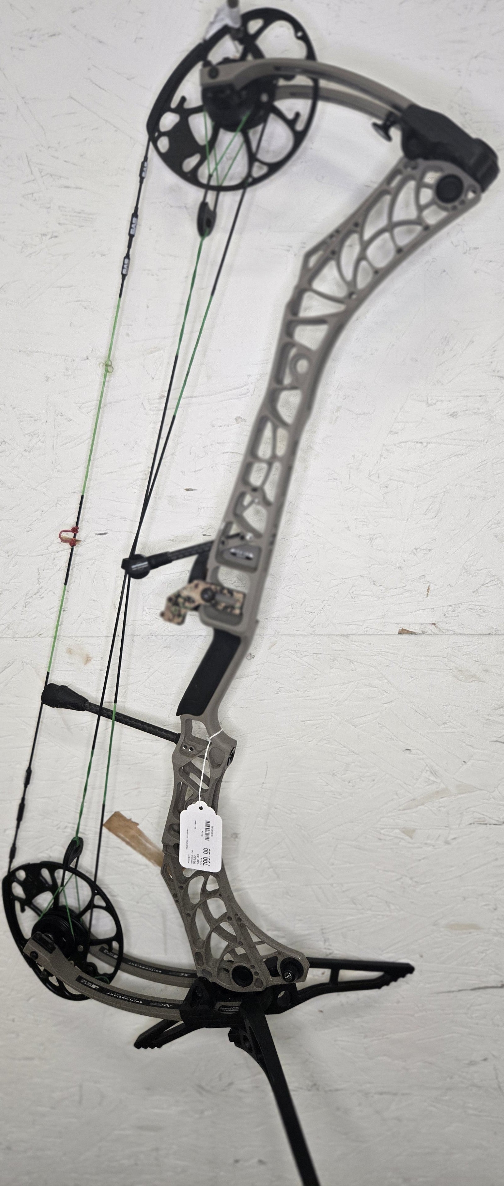 Used Mathews V3X 33